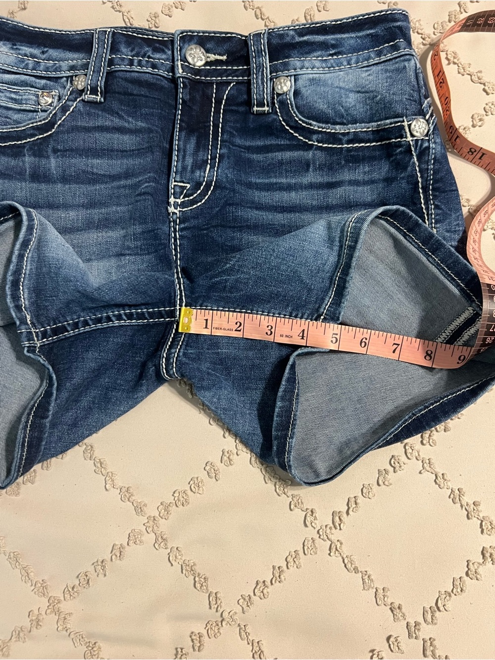 Miss Me Mid Rise Denim Shorts Size 29 EUC Embellished Pocket Stretch - Picture 7 of 9